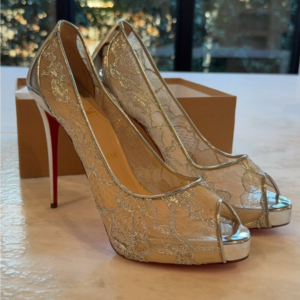Christian Louboutin Rete Dentelle Lurex Very Lace 120 Pumps